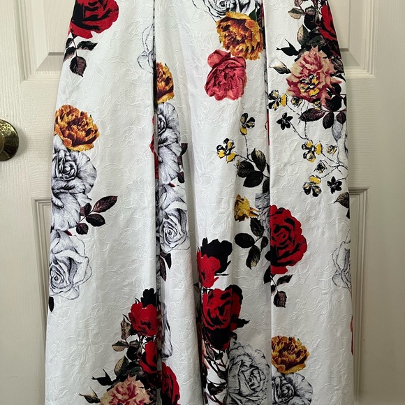 Adrianna Papell Rose floral Jacquard Dress - Picture 4 of 12